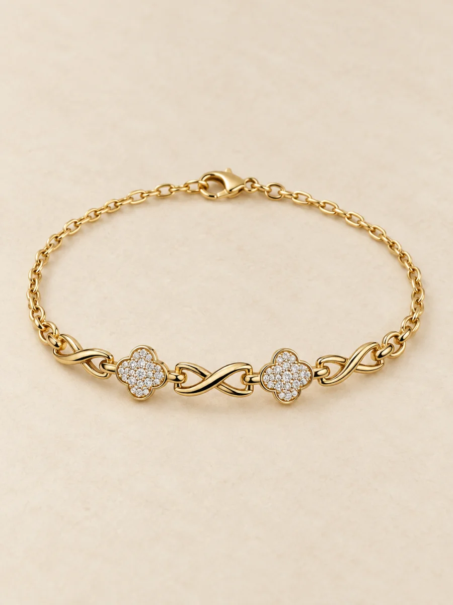 Pulseira de flores cravejadas em fundo bege